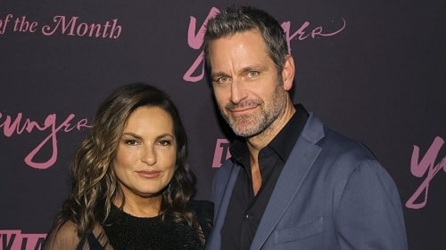 A picture of Mariska Hargitay and her husband, Peter Hermann.